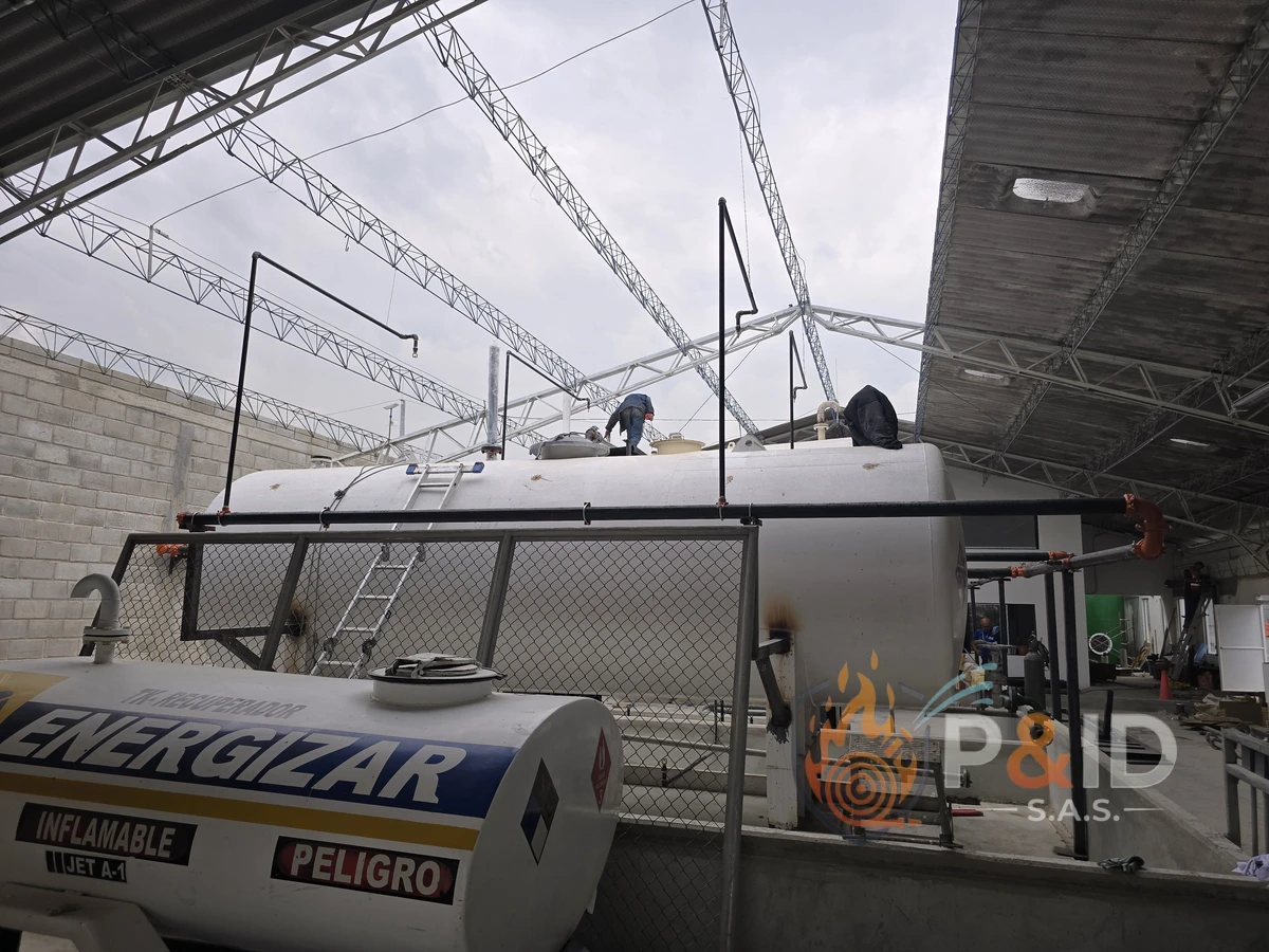 Instalación de sistema contra incendio en hangar de aviación Medellín Colombia