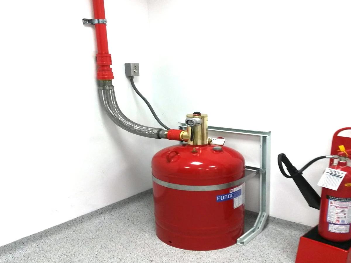 Montaje de red de supresión de incendios para Data Center